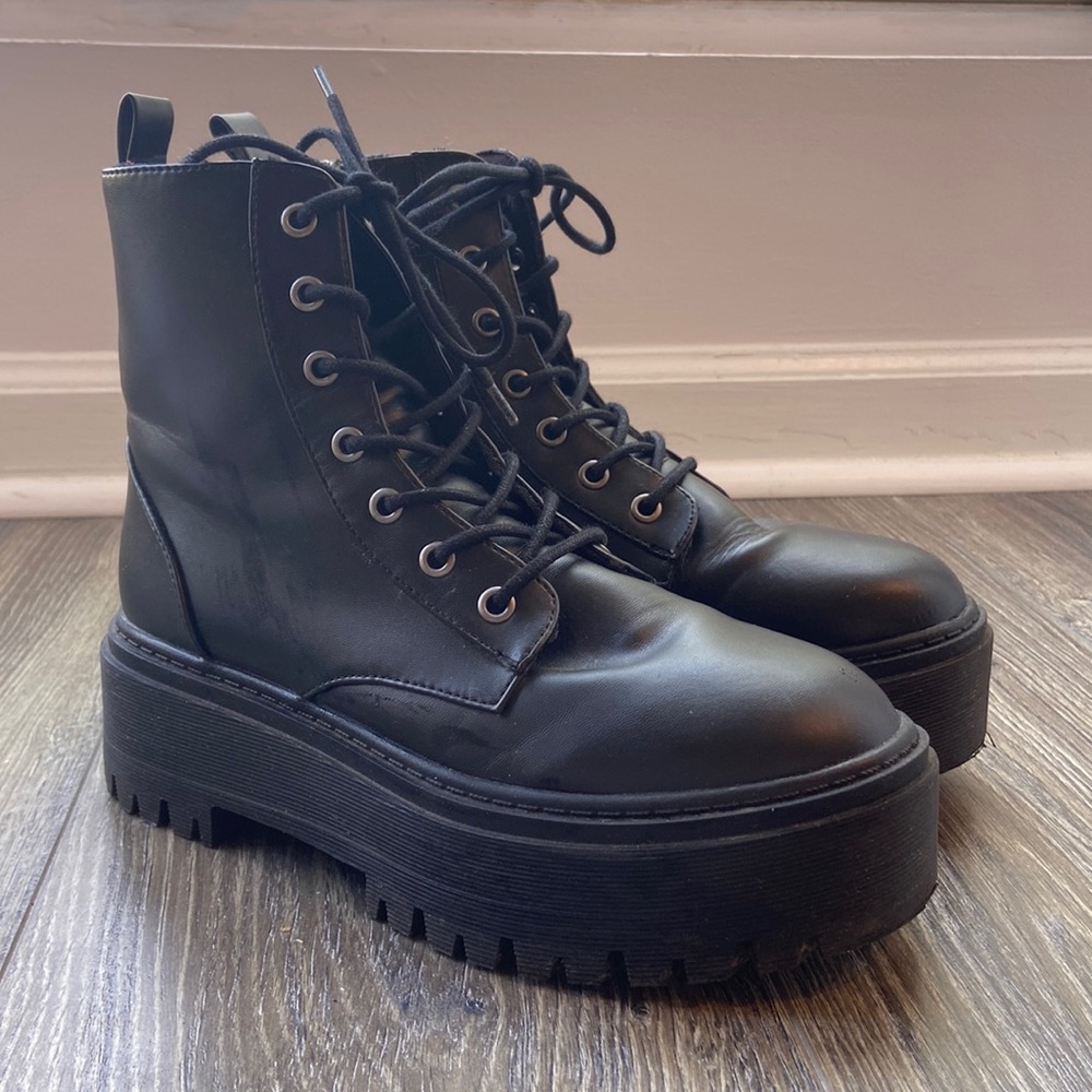 Platform black booties